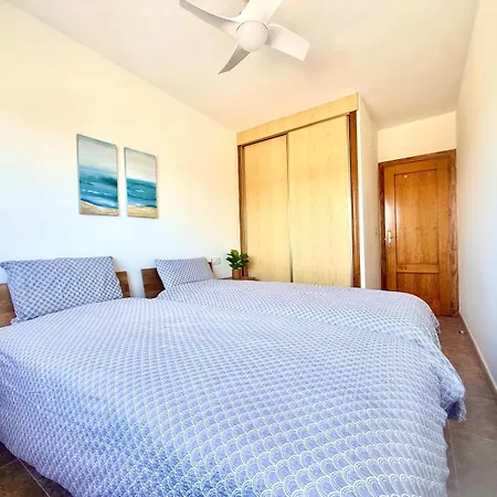 Amplio Piso De 3 Cerca De La Playa Arenal * Calp
